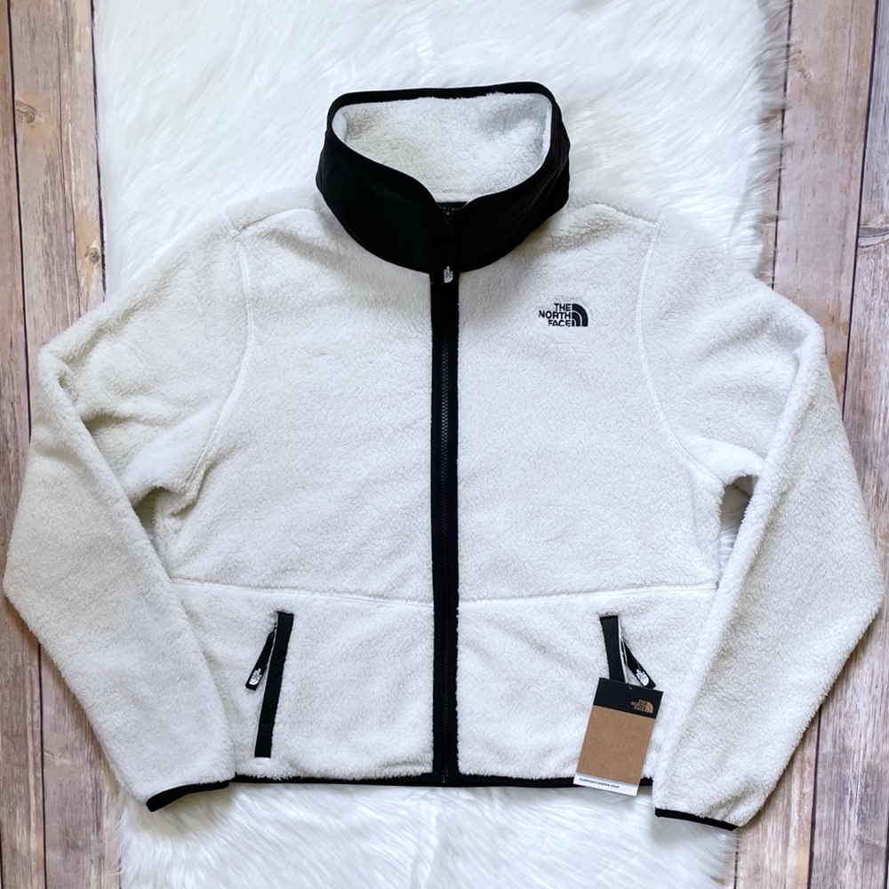 The North Face Women’s Dunraven Sherpa Crop Fleece